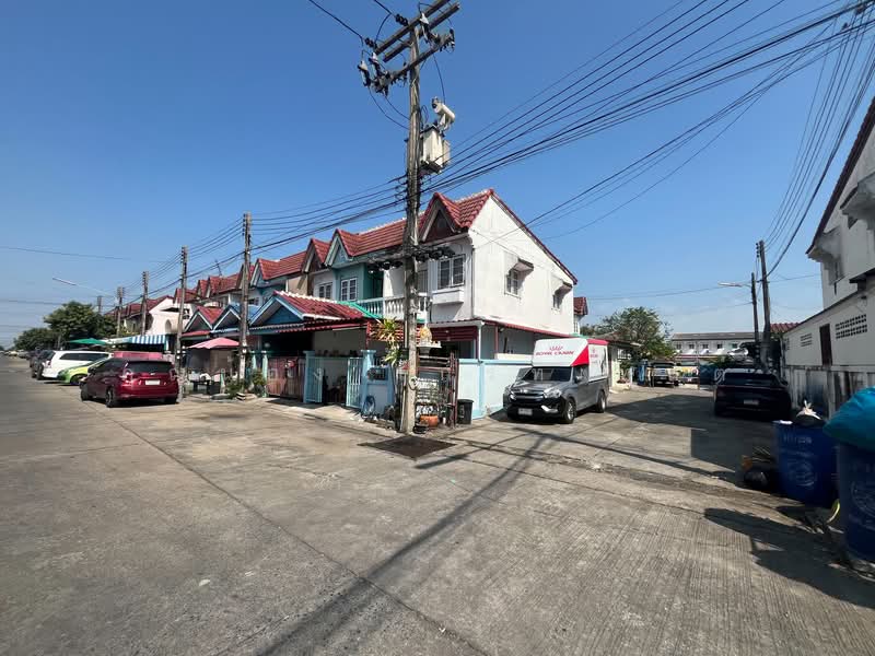 Chatnarong Villa 5 : ฉัตรณรงค์ วิลล่า 5, ปทุมธานี, Soi 15 ถนนลำลูกกา, บึงคำพร้อย, ลำลูกกา, ปทุมธานี, 96 ตร.ม., ทาวน์เฮ้าส์ ขาย, โดย คุณน้อง เกรทเทสต์, 500219001 - DDproperty.com