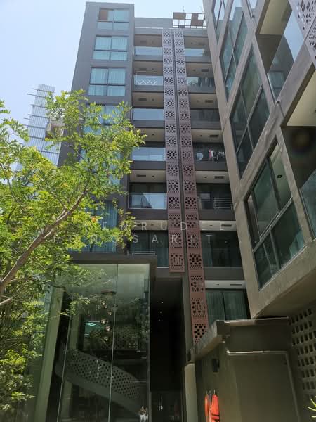 Altitude Samyan-Silom, Bangkok, 195 Si Phraya Road, Maha Phrutharam, Bang Rak, Bangkok, 1 Bedroom, 29 sqm, Condo For Rent, by Yenrudee Jongsaritwang, 500219024 - DDproperty.com
