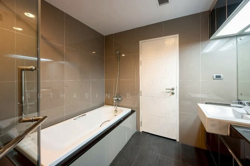 The Crest Sukhumvit 34, Bangkok, 778 Sukhumvit Road, Khong Tan, Khlong Toei, Bangkok, 2 Bedrooms, 98 sqm, Condo For Sale, by Suthasin Boonkong, 500219026 - DDproperty.com