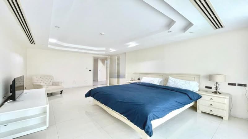 Ideal 24, Bangkok, 85 Sukhumvit 24 Alley, Khong Tan, Khlong Toei, Bangkok, 4 Bedrooms, 330 sqm, Condo For Sale, by Suthasin Boonkong, 500219038 - DDproperty.com