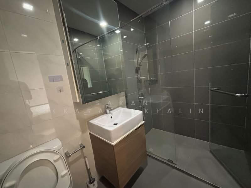 M Thonglor 10, Bangkok, 9 Soi Ekkamai 12, Ekkamai Road, Khlong Tan Nua, Watthana, Bangkok, 1 Bedroom, 30 sqm, Condo For Rent, by Sakan Akkara-aektalin, 500219062 - DDproperty.com