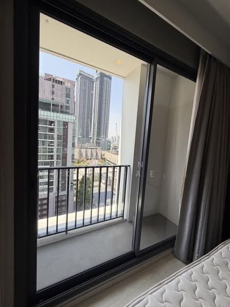 M Thonglor 10, Bangkok, 9 Soi Ekkamai 12, Ekkamai Road, Khlong Tan Nua, Watthana, Bangkok, 1 Bedroom, 30 sqm, Condo For Rent, by Sakan Akkara-aektalin, 500219062 - DDproperty.com