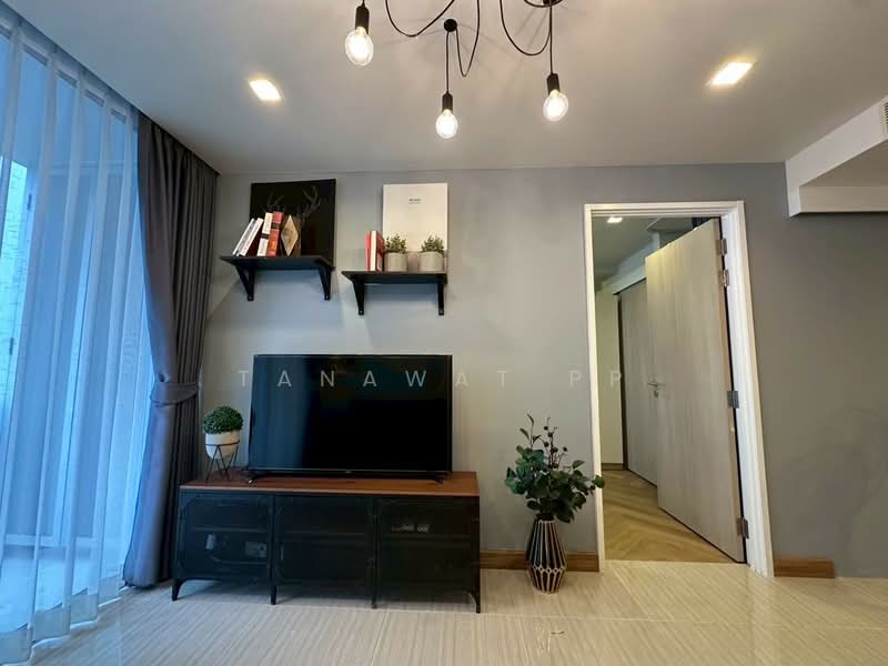 Downtown Forty Nine, Bangkok, Sukhumvit 39 Road, Khlong Tan Nua, Watthana, Bangkok, 1 Bedroom, 40 sqm, Condo For Sale, by Tanawat PP, 500219071 - DDproperty.com