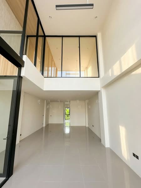 ขาย - Bizhaus แจ้งวัฒนะ ใกล้ Central แจ้งวัฒนะ 300 เมตร, BTS 500 เมตร ใกล้ทางด่วนศรีรัช และทางด่วนอุดรรัถย, นนทบุรี