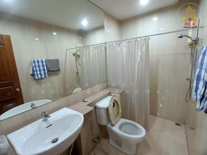 Nakarin Garden Village, Bangkok, Soi Romklao 19/1, Khlong Sam Prawet, Lat Krabang, Bangkok, 5 Bedrooms, 345 sqm, Single Detached House For Sale, by Jurairat Tantirattanawat, 500219118 - DDproperty.com