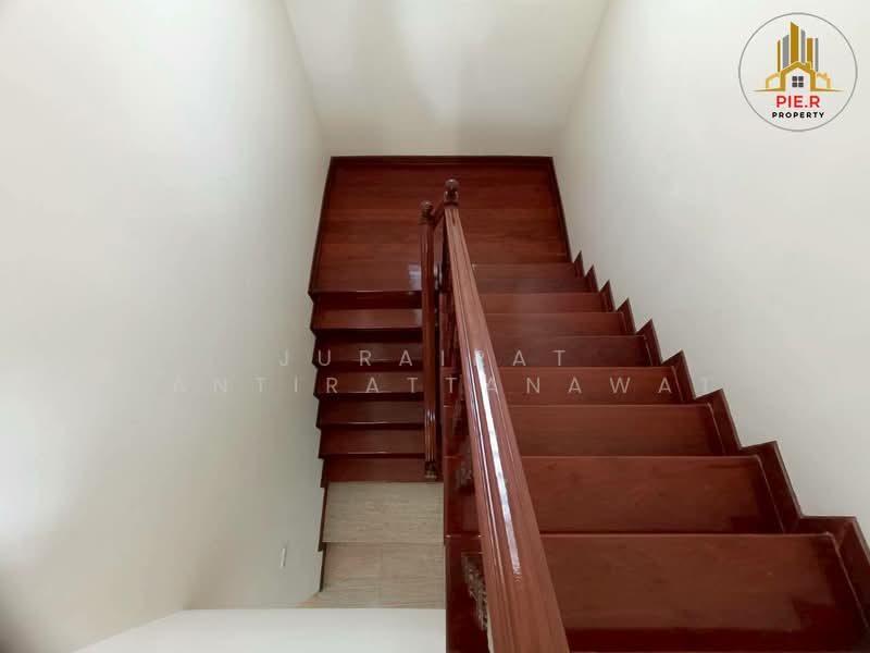 Nakarin Garden Village, Bangkok, Soi Romklao 19/1, Khlong Sam Prawet, Lat Krabang, Bangkok, 5 Bedrooms, 345 sqm, Single Detached House For Sale, by Jurairat Tantirattanawat, 500219118 - DDproperty.com