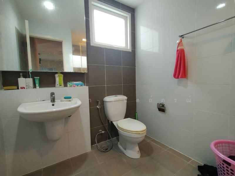 Casa Ville Ramkhamhaeng-Wongwaen, Bangkok, Soi Rat Phatthana (Soi Misteen), Ramkhamhaeng Road, Saphan Sung, Saphan Sung, Bangkok, 2 Bedrooms, 168 sqm, Single Detached House For Sale, by ปภัชญา ธนัตถ์ภรณ์, 500219122 - DDproperty.com