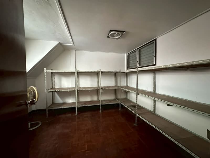 2-Unit Townhouse, 3.5 Storeys, Behind Terminal 21 Asoke, Sukhumvit Soi 19, Bangkok, 16/14-15 สุขุมวิท 19 แขวงคลองเตยเหนือ เขตวัฒนา กรุงเทพ 10110, Khlongtoei Nua, Watthana, Bangkok, , 607 sqm, Shophouse For Sale, by สุภาวรรณ คำเปียง, 500219124 - DDproperty.com