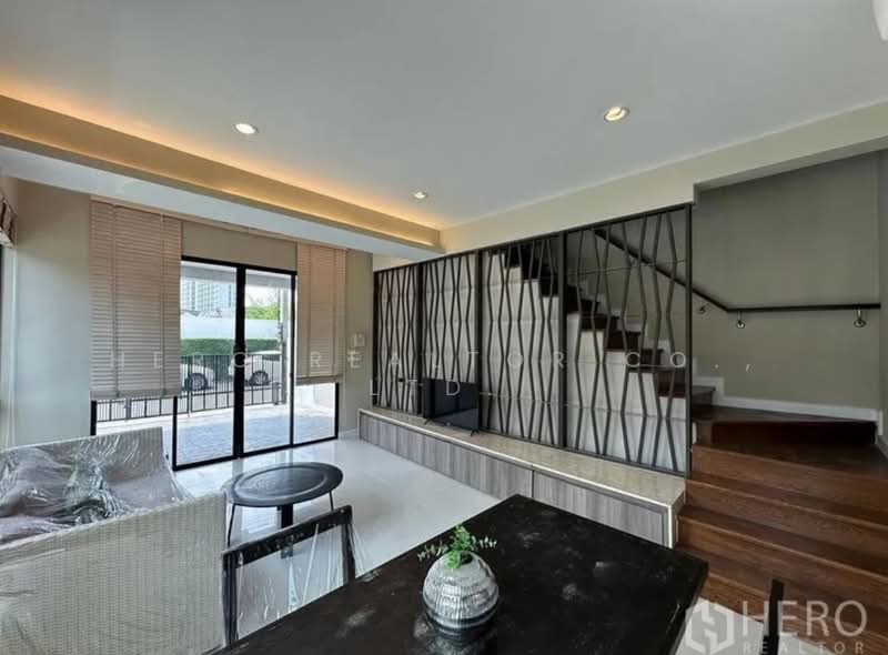 Bless Town Sukhumvit 50, Bangkok, Sukhumvit 50 Road, Phra Kanong, Khlong Toei, Bangkok, 3 Bedrooms, 300 sqm, Townhouse For Rent, by Hero Realtor Co., Ltd., 500219131 - DDproperty.com