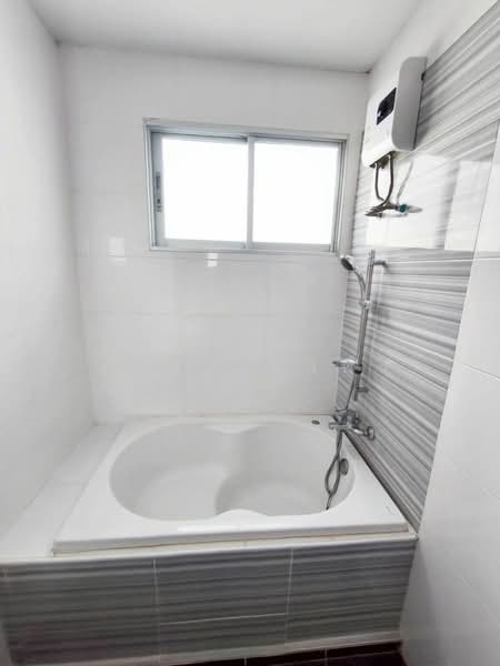 ให้เช่าบ้านแฝด ม.คาซ่าแกรนด์ สวนเสือ ศรีราชา, Chon Buri (Pattaya), Surasak, Si Racha, Chon Buri (Pattaya), 3 Bedrooms, 150 sqm, Semi-Detached House (Twin House) For Rent, by Dusit Saengfa, 500219133 - DDproperty.com