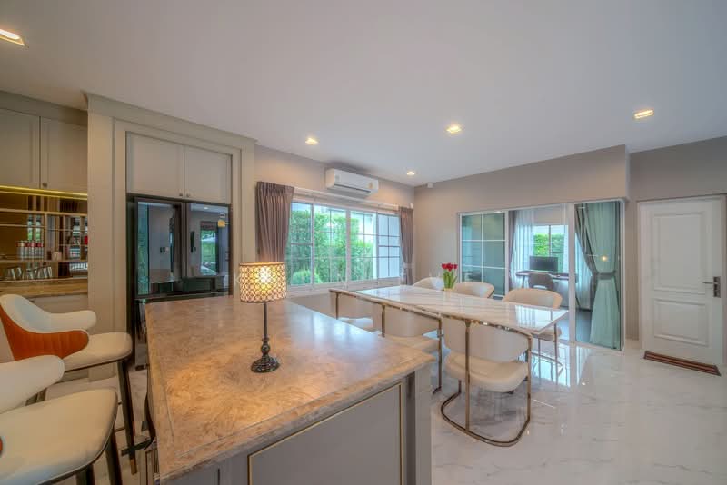 Nantawan Ramintra-Paholyothin 50, Bangkok, Thep Rak Road, Tha Rang, Bang Khen, Bangkok, 4 Bedrooms, 291 sqm, Single Detached House For Rent, by Khun Eve, 500219156 - DDproperty.com