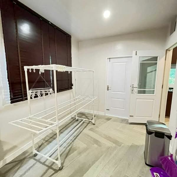 Nantawan Ramintra-Paholyothin 50, Bangkok, Thep Rak Road, Tha Rang, Bang Khen, Bangkok, 4 Bedrooms, 291 sqm, Single Detached House For Rent, by Khun Eve, 500219156 - DDproperty.com