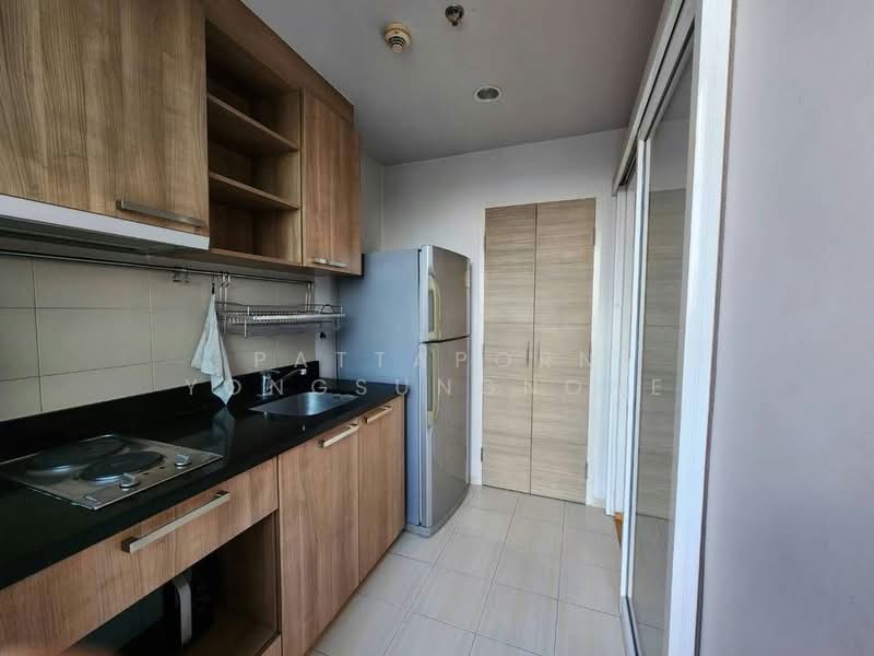 HIVE Taksin, Bangkok, 18 1 Soi, Khlong Ton Sai, Khlong San, Bangkok, 2 Bedrooms, 67 sqm, Condo For Rent, by Pattaporn Yongsungnone, 500219161 - DDproperty.com