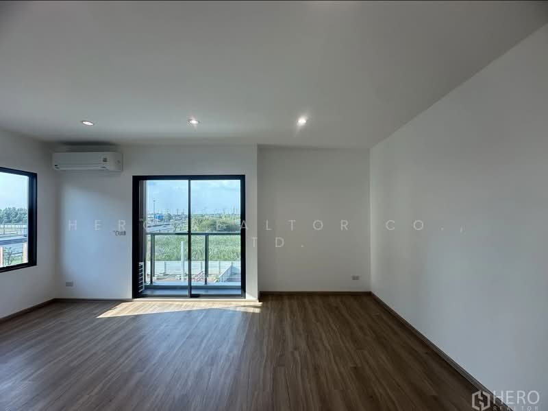 For sale Home Office 270 sqm in Khlong Si, Khlong Luang, Pathum Thani HRE00520, ปทุมธานี, คลองสี่, คลองหลวง, ปทุมธานี, 270 ตร.ม., โกดัง-โรงงาน ขาย, โดย Hero Realtor Co., Ltd., 500219165 - DDproperty.com