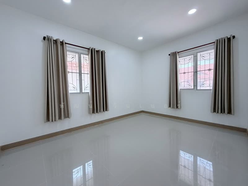 Panalee Pruksa 34, Samut Prakan, Ban Khlong Suan, Phra Samut Jadee, Samut Prakan, 3 Bedrooms, 180 sqm, Townhouse For Sale, by พัฒน์ วินเนอร์, 500219175 - DDproperty.com