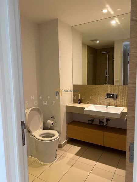 The Lofts Ekkamai, Bangkok, 1415 Sukhumvit Road, Phra Kanong Nua, Watthana, Bangkok, 1 Bedroom, 45 sqm, Condo For Sale, by Neeranuch Somprasong, 500219187 - DDproperty.com