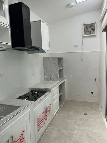 Baan Klang Muang The Paris Rama 9-Ramkamhaeng, Bangkok, Krungthep Kreetha Road, Hua Mak, Bang Kapi, Bangkok, 3 Bedrooms, 160 sqm, Townhouse For Rent, by Sunitra Sachdev, 500219208 - DDproperty.com