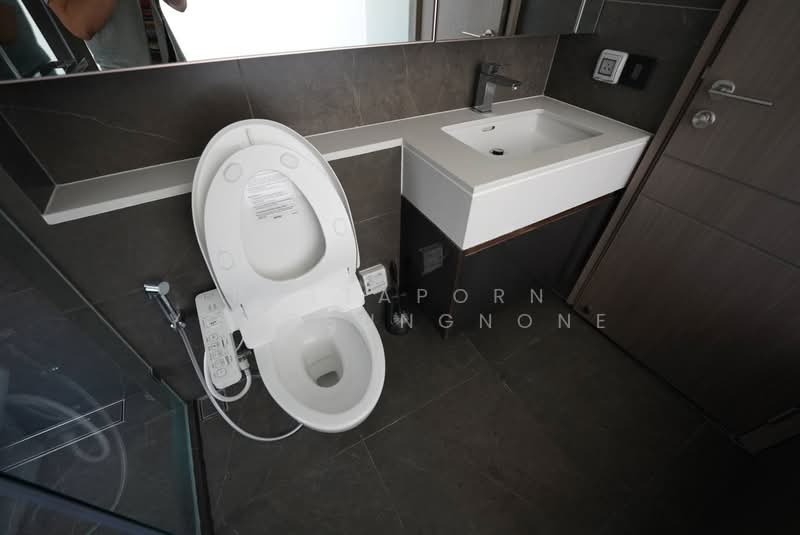 The Esse at Singha Complex : ดิ เอส แอท สิงห์ คอมเพล็กซ์, กรุงเทพ, 1788 ถนนเพชรบุรีตัดใหม่, คลองเตยเหนือ, วัฒนา, กรุงเทพ, 50 ตร.ม., คอนโด ให้เช่า, โดย Pattaporn Yongsungnone, 500219212 - DDproperty.com