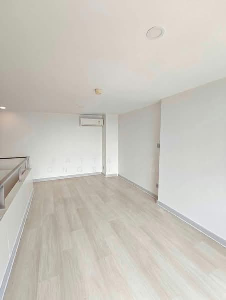 Knightsbridge Prime Sathorn, Bangkok, 599 Naradhiwas Rajanagarindra Road, Thung Maha Mek, Sathon, Bangkok, 1 Bedroom, 44 sqm, Condo For Sale, by Pattaporn Yongsungnone, 500219214 - DDproperty.com