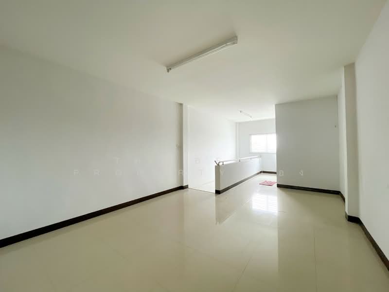 บูรพาแลนด์ สวนเสือ, Chon Buri (Pattaya), Nong - Kham, Si Racha, Chon Buri (Pattaya), , 178 sqm, Shophouse For Sale, by The Best Property น้อง, 500219223 - DDproperty.com