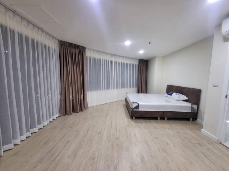 Moon Tower, Bangkok, Soi Sukhumvit 59, Khlong Tan Nua, Watthana, Bangkok, 4 Bedrooms, 300 sqm, Condo For Rent, by Connex Property, 500219233 - DDproperty.com