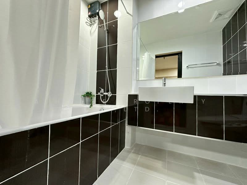 Ladda Condo View, Chon Buri (Pattaya), Cherm Chom Phon Road, Si Racha, Si Racha, Chon Buri (Pattaya), 1 Bedroom, 35 sqm, Condo For Sale, by A House Property Co.,Ltd., 500219249 - DDproperty.com