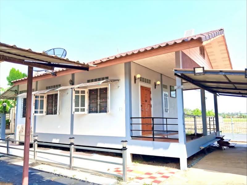 บ้านเดี่ยวพร้อมกิจการบ้านเกาะ อุตรดิตถ์, Uttaradit, Ban Ko, Muang Uttaradit, Uttaradit, 2 Bedrooms, 100 sqm, Single Detached House For Sale, by The Best Property ตุ๋ม, 500219274 - DDproperty.com
