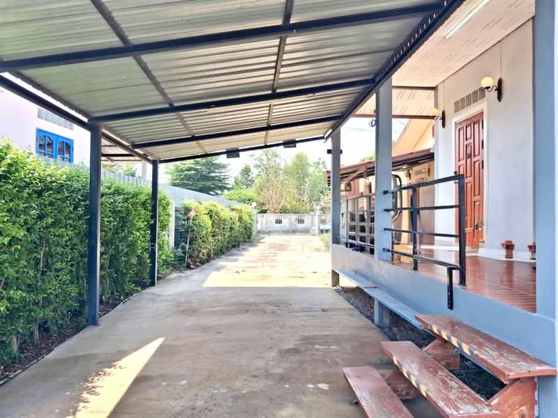 บ้านเดี่ยวพร้อมกิจการบ้านเกาะ อุตรดิตถ์, Uttaradit, Ban Ko, Muang Uttaradit, Uttaradit, 2 Bedrooms, 100 sqm, Single Detached House For Sale, by The Best Property ตุ๋ม, 500219274 - DDproperty.com
