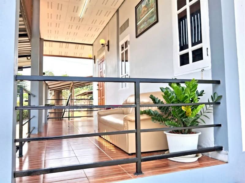 บ้านเดี่ยวพร้อมกิจการบ้านเกาะ อุตรดิตถ์, Uttaradit, Ban Ko, Muang Uttaradit, Uttaradit, 2 Bedrooms, 100 sqm, Single Detached House For Sale, by The Best Property ตุ๋ม, 500219274 - DDproperty.com