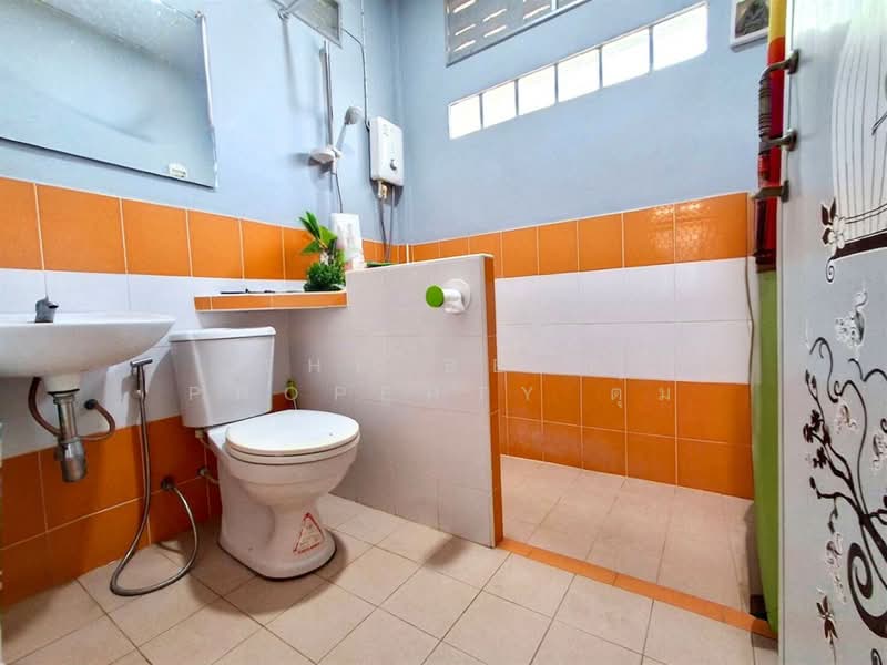 บ้านเดี่ยวพร้อมกิจการบ้านเกาะ อุตรดิตถ์, Uttaradit, Ban Ko, Muang Uttaradit, Uttaradit, 2 Bedrooms, 100 sqm, Single Detached House For Sale, by The Best Property ตุ๋ม, 500219274 - DDproperty.com