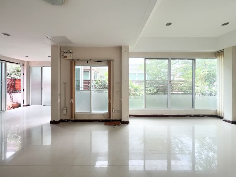 Baan Suan Phueng Ramintra 65 : บ้านสวนผึ้ง รามอินทรา 65, กรุงเทพ, ซอย หมู่บ้านบ้านสวนผึ้ง, ท่าแร้ง, บางเขน, กรุงเทพ, 180 ตร.ม., บ้านเดี่ยว ขาย, โดย ภัสสร์ปภา นิลคช, 500219275 - DDproperty.com