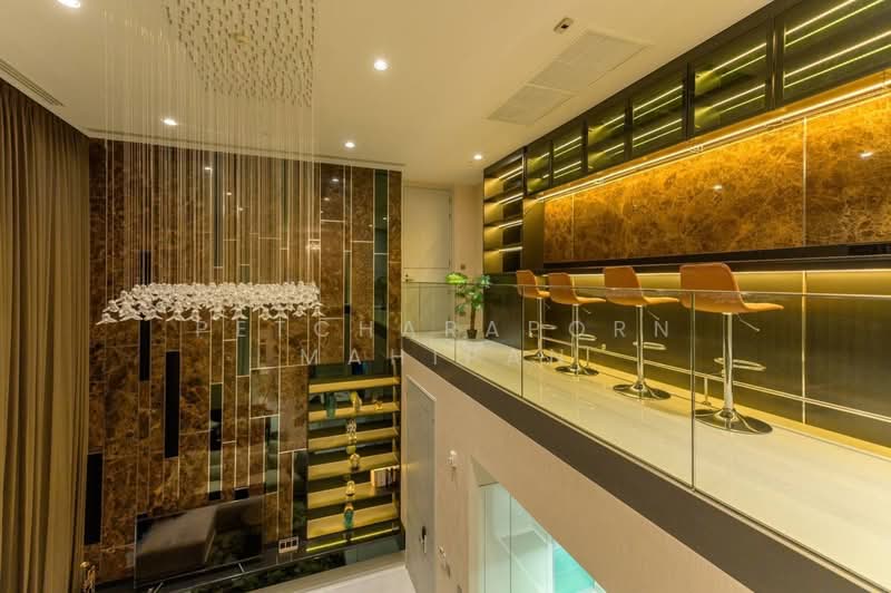 Vittorio 39, Bangkok, 8 Sukhumvit, Khlong Tan Nua, Watthana, Bangkok, 2 Bedrooms, 189 sqm, Condo For Rent, by Petcharaporn Mahipan, 500219278 - DDproperty.com