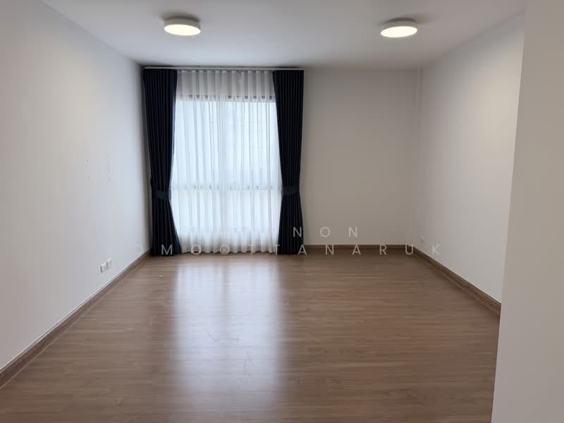 ขาย - ขายอาคารพาณิชย์ 3 ชั้น โครงการ District รามอินทรา-จตุโชติ ทำเลดี เดินทางสะดวก ใกล้รร.นวมินทราชินูทิศ, กรุงเทพ