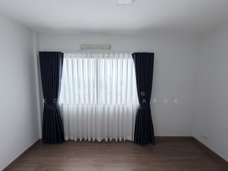 ขาย - ขายอาคารพาณิชย์ 3 ชั้น โครงการ District รามอินทรา-จตุโชติ ทำเลดี เดินทางสะดวก ใกล้รร.นวมินทราชินูทิศ, กรุงเทพ