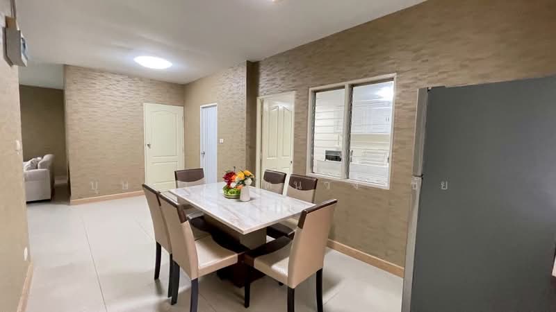 Baan Suan Racha Kaset – Nawamin, Bangkok, Soi Ram Inthra 14, Ram Inthra Road, Chorake Bua, Lat Phrao, Bangkok, 4 Bedrooms, 180 sqm, Single Detached House For Rent, by บุษบา รัตนวงษ์ชัย, 500219286 - DDproperty.com