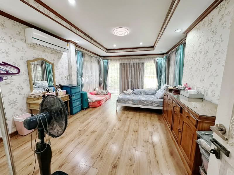 Laddarom Rattanathibet, Nonthaburi, Rattanathibet Road, Sai Ma, Muang Nonthaburi, Nonthaburi, 6 Bedrooms, 1,200 sqm, Single Detached House For Sale, by คุณ อนาคต ( อนาคต ), 500219293 - DDproperty.com