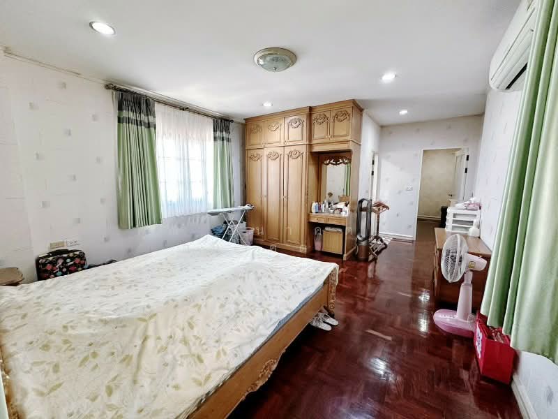 Laddarom Rattanathibet : ลัดดารมย์ รัตนาธิเบศร์, นนทบุรี, ถนน รัตนาธิเบศร์, ไทรม้า, เมืองนนทบุรี, นนทบุรี, 1,200 ตร.ม., บ้านเดี่ยว ขาย, โดย คุณ อนาคต ( อนาคต ), 500219293 - DDproperty.com