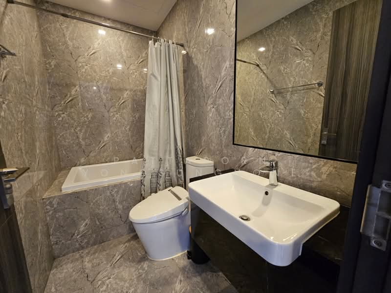 ASHTON Asoke, Bangkok, 131 Asoke Montri Road, Khlongtoei Nua, Watthana, Bangkok, 2 Bedrooms, 47 sqm, Condo For Rent, by Pattaporn Yongsungnone, 500219300 - DDproperty.com