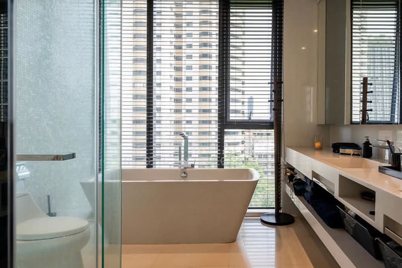 Vittorio 39, Bangkok, 8 Sukhumvit, Khlong Tan Nua, Watthana, Bangkok, 2 Bedrooms, 142 sqm, Condo For Sale, by Pattaporn Yongsungnone, 500219338 - DDproperty.com