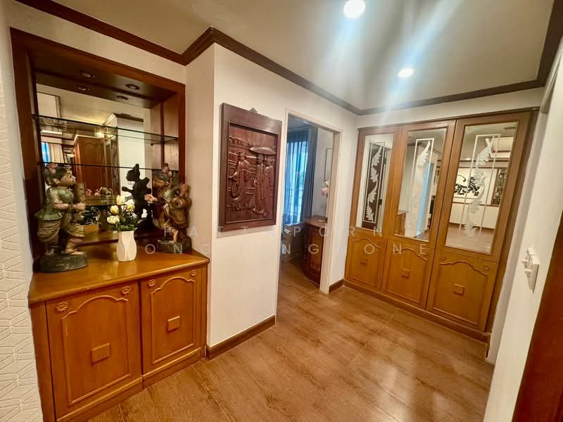 Las Colinas, Bangkok, Sukhumvit 21 Road, Khlongtoei Nua, Watthana, Bangkok, 2 Bedrooms, 168 sqm, Condo For Sale, by Pattaporn Yongsungnone, 500219352 - DDproperty.com