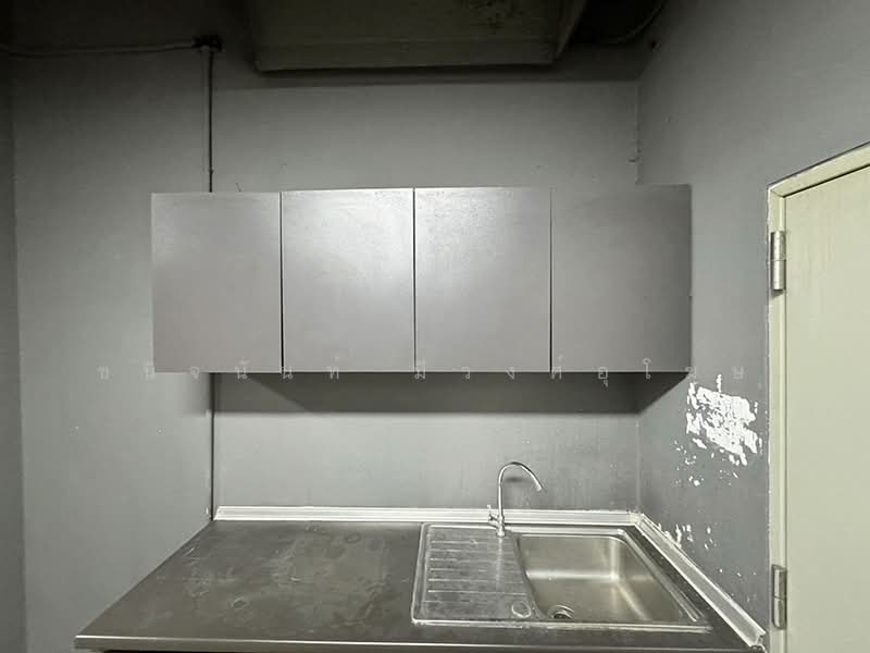 ให้เช่า - พื้นที่ในอาคารสำนักงานให้เช่า 160 ตรม. ใกล้ MRT เพชรบุรี, กรุงเทพ