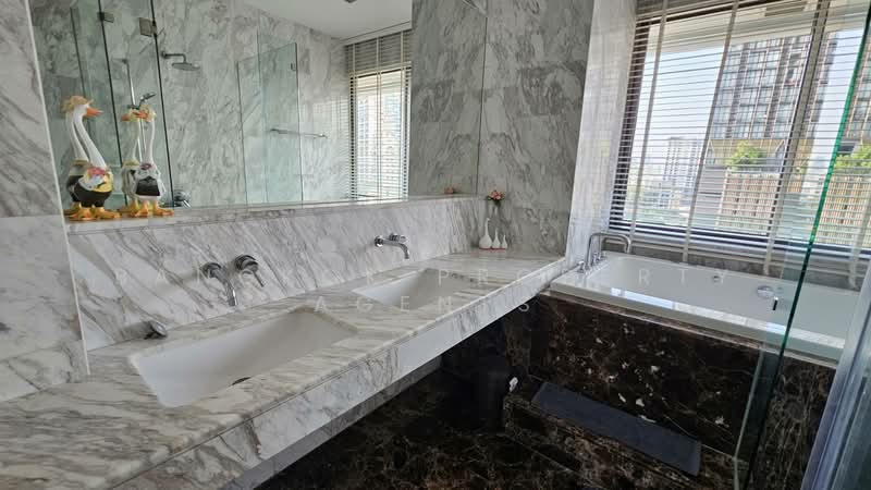 Le Raffine Sukhumvit 39, Bangkok, Soi Sukhumvit 39, Khlong Tan Nua, Watthana, Bangkok, 2 Bedrooms, 237 sqm, Condo For Rent, by BANGKOK PROPERTY AGENTS, 500219368 - DDproperty.com