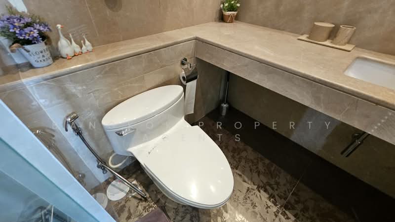 Le Raffine Sukhumvit 39, Bangkok, Soi Sukhumvit 39, Khlong Tan Nua, Watthana, Bangkok, 2 Bedrooms, 237 sqm, Condo For Rent, by BANGKOK PROPERTY AGENTS, 500219368 - DDproperty.com