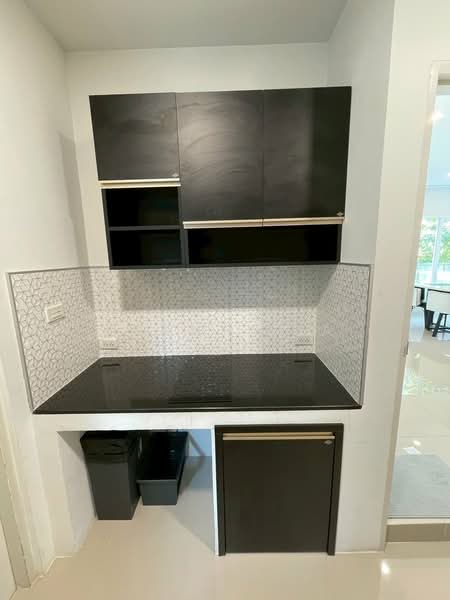 Centro Bangna-Wongwean, Bangkok, Kanchanaphisek Road, Dok Mai, Prawet, Bangkok, 4 Bedrooms, 201 sqm, Single Detached House For Rent, by Agent Pla, 500219378 - DDproperty.com