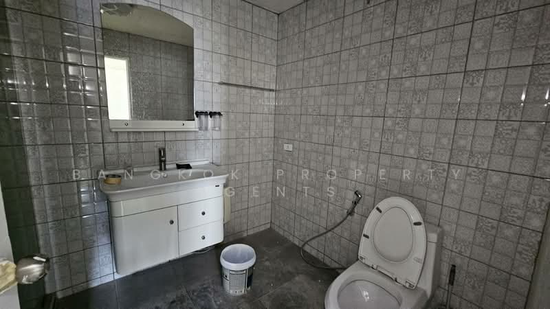 Liberty Park 2, Bangkok, 55 Soi Sukhumvit 11, Khlongtoei Nua, Watthana, Bangkok, 2 Bedrooms, 105 sqm, Condo For Rent, by BANGKOK PROPERTY AGENTS, 500219385 - DDproperty.com