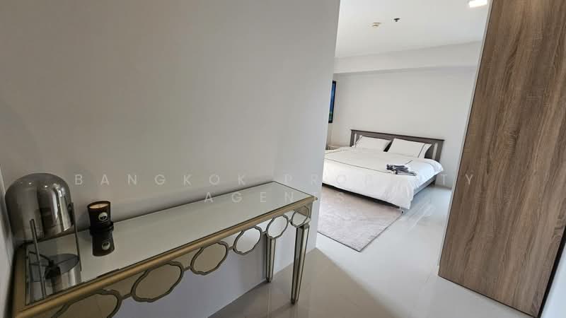 My Resort Bangkok, Bangkok, 1724 Petchaburi Road, Bang Kapi, Huai Khwang, Bangkok, 2 Bedrooms, 64 sqm, Condo For Rent, by BANGKOK PROPERTY AGENTS, 500219406 - DDproperty.com