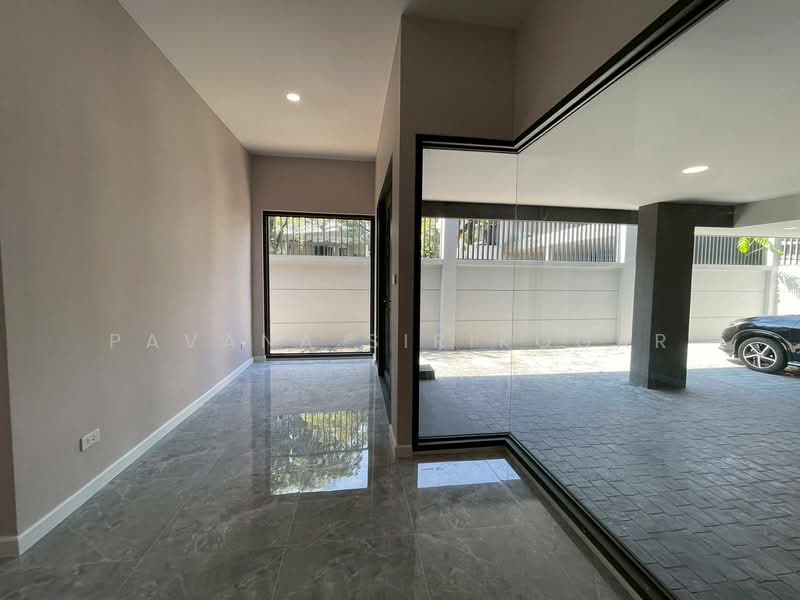 Sage Thonglor, Bangkok, Soi Thonglor 11, Sukhumvit 55 Road, Khlongtoei Nua, Watthana, Bangkok, 3 Bedrooms, 362 sqm, Townhouse For Rent, by Pavana Sirikogar, 500219410 - DDproperty.com