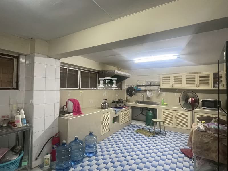 45616 – ตึกแถว 4.5 ชั้น พื้นที่กว้าง ทำเลศักยภาพสูง ใกล้ทั้งรถไฟฟ้า ICONSIAM, กรุงเทพ, เจริญนคร 10, คลองต้นไทร, คลองสาน, กรุงเทพ, 648 ตร.ม., ตึกแถว-อาคารพาณิชย์ ขาย, โดย บริษัท ฟอร์เบสท์ พร็อพเพอร์ตี้ส์ จำกัด, 500219412 - DDproperty.com