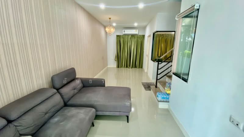 Siri Place Rangsit : สิริ เพลส รังสิต, ปทุมธานี, ถนนรังสิต-ปทุมธานี, บ้านกลาง, เมืองปทุมธานี, ปทุมธานี, 93 ตร.ม., ทาวน์เฮ้าส์ ขาย, โดย คุณ อัษธรรม ( อัษ ), 500219416 - DDproperty.com