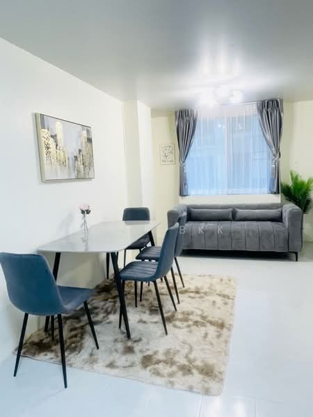 The Parkland Bangna, Bangkok, Soi Bangna-Trat 37 Bangna-Trat Road, Bang Na, Bang Na, Bangkok, Studio, 38 sqm, Condo For Rent, by Agentbkk, 500219418 - DDproperty.com